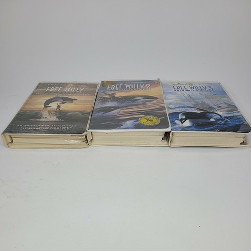 Free Willy, Free Willy 2 and 3 (VHS, Clamshell) - Picture 6 of 8