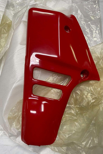 HONDA MTX125 MTX125R MTX125RII MTX200 MTX125 MTX200 COVER SET RED *R134* NOS 8PC - Picture 6 of 18