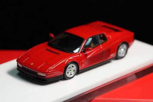 DMH 1:64 Testarossa Resin Model Car - Picture 9 of 13