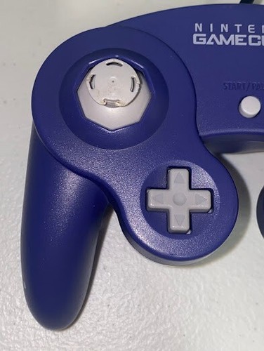 Original Nintendo GameCube Controller - Picture 6 of 12
