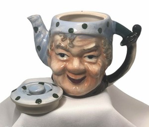 Vintage-1950s-Character-Pirate-Face-Teapot-Hand-Painted-In-Japan-Blue-Polka-Dot