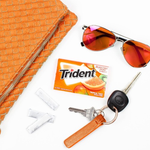 Trident Tropical Twist Sugar Free Gum, 12 Packs of 14 Pcs (168 Total Pieces) - Picture 4 of 9