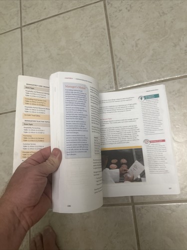 ManageFirst: - Paperback, by National Restaurant Association - Acceptable p - Foto 3 di 8