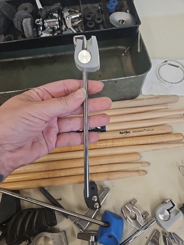 Lote de accesorios de batería. Baquetas, cerraduras de memoria, llave de voz, Gibraltar, etc. GE8 - Imagen 18 de 23
