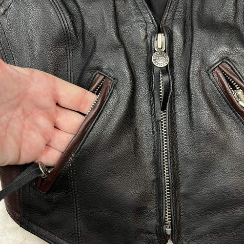 HARLEY DAVIDSON 95° Anniversario Gilet Donna XS Pelle Nero Marrone Motociclista - Foto 20 di 24