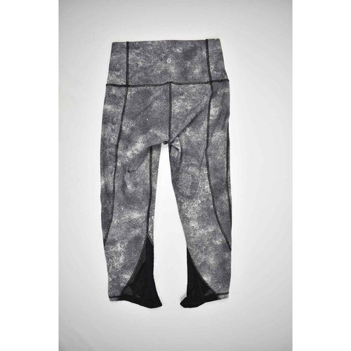 Lululemon Cropped Leggings Geometric Print Mesh Detail Size 6 - Picture 2 of 7