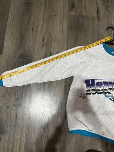 Vintage Charlotte Hornets NBA Crewneck Sweatshirt (Youth Large) - Picture 4 of 5