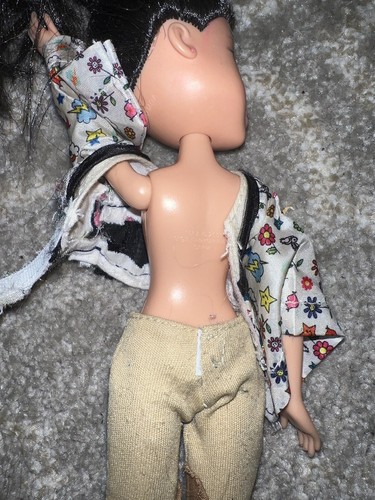 Moxie Girlz Doll Brunette Bratz - Picture 6 of 6