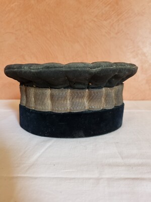 Petit Chapeau Toque Noir Vintage Des Années 1930-1940 - Crêpe - Taille Unique Ajustable - Fabriqué En France - Occasion