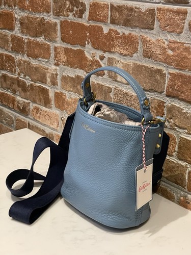 Cath Kidston Soft Leather Blue Bucket Bag/Crossbody Bag. Gold Foil Branding. - Picture 3 of 7