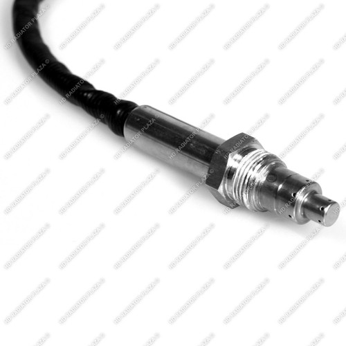 NOx Nitrogen Oxide Sensor For 10-16 Detroit DD13 DD15 DD16 A0101531928 New - Picture 4 of 4