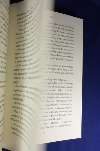 PAIN AND PRIVILEGE Sophie Smith INSIDE LE TOUR DE FRANCE Cycling Book - Picture 10 of 12