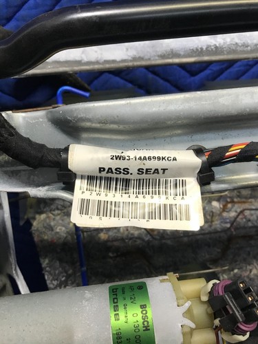 2004 2005 2006 2007 JAGUAR XJ8L XJ8 VANDEN PLAS RIGHT PASSENGER SEAT TRACK OEM - Picture 6 of 9