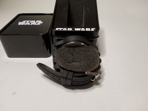 STAR WARS DISNEY DARTH VADER WRIST WATCH NEW IN BOX NEEDS BATTERIES - Picture 5 of 7