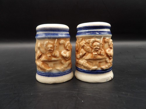 Vintage Beer Stein Salt and Pepper Shakers Brown Blue 2" Japan - Picture 2 of 10