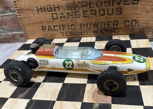 Vintage TESTORS INDY 500 Race Car GAS POWER Tether SPRITE Original FOR PARTS - Picture 4 of 11