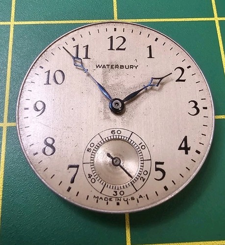 Vintage Waterbury Pocket Watch Movement For Parts Or Repair, SN 255961, 39mm Dia - Picture 1 of 4