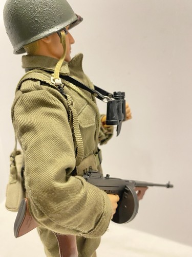 WW2 American Machine Gunner 1:6 Soldier Dragon Models Figure M1 Thompson Gun - Picture 8 of 12