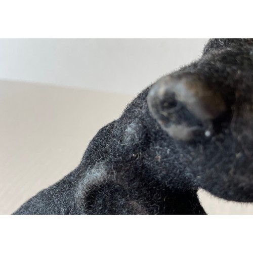 Juguete flocado vintage Black Panther 6" muy querido, muestra desgaste, falta un diente - Imagen 7 de 10