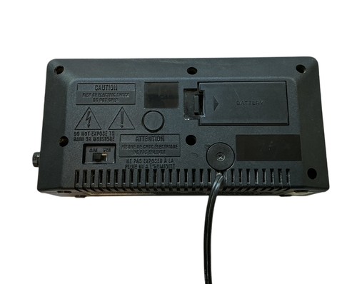 Vintage GE General Electric AM/FM Digital Alarm Clock Radio Model 7-4648B  - Picture 6 of 6