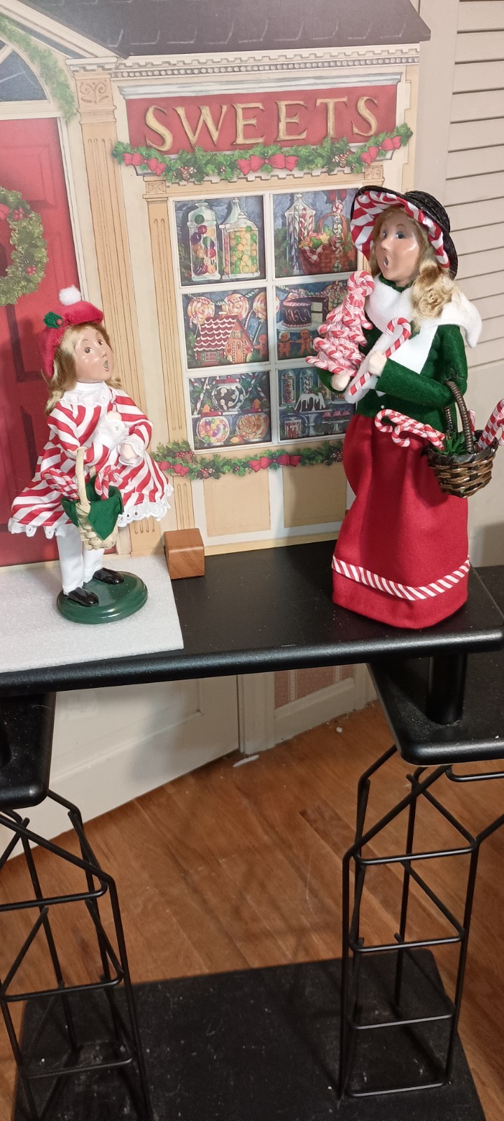 Picture 4 of 5