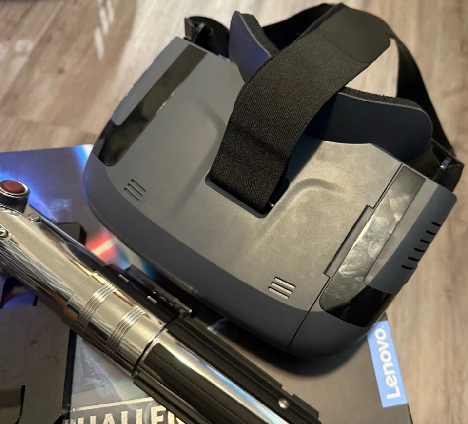 Smartphone Lenovo Star Wars Jedi Challenges VR-No probado-Primeros IOS/OS Foto 3 de 3