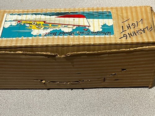VINTAGE WOODEN SCALE MODEL Motorized BOAT MADE IN JAPAN in box rare! - Picture 5 of 16
