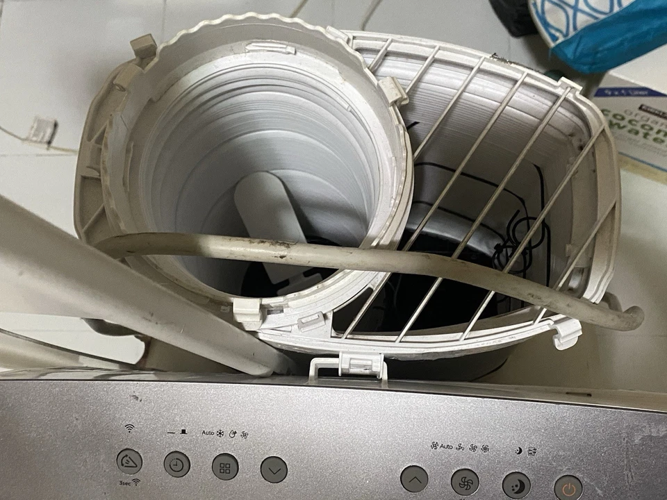 Ventilador de refrigeración aire acondicionado portátil Danby 10 000 BTU en perfecto estado  Foto 3 de 4