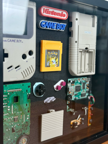 Nintendo GameBoy Original Teardown Wall Art Disassembled Retro Gaming Decor Gift - Picture 6 of 7
