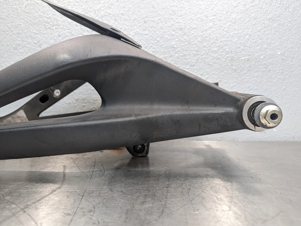 2009-2012 Triumph Daytona 675R Swingarm Complete No Rash w/ Spools - Image 4 of 4