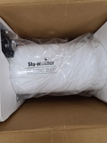 *AS-NEW* Sky Watcher Classic 200 Dobsonian 8-inch Aperature Telescope RRP $1305 - Picture 2 of 3