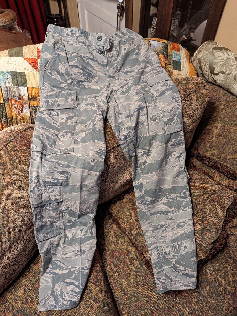 US Air Force Mens 30S 30x31 Digital Camoflauge Authentic Military Pants Trousers US Air Force Mens 30S 30x31 Digital Camoflauge Authentic Military Pants Trousers