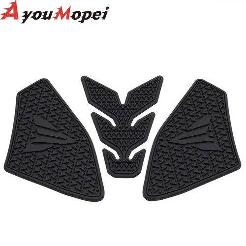 Fuel Gas Tank Pad Protector Sticker Decal Non-slip Fit for Yamaha MT-09 2021-23