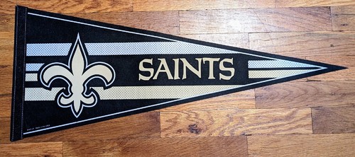 New Orleans Saints Pennant - Wincraft USA - Fleur-De-Lis - Who Dat? NFL Football - Picture 1 of 7