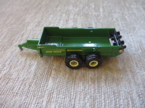 5 ERTL 1/64th Scale John Deere Farm Implements, Tractor - Picture 10 of 22