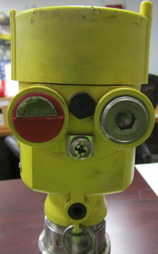 🤓 VEGA PLUS 63.UX 175 PSIG RADAR LIQUID LEVEL SENSOR 9-26 VDC 63.UXPAJFKNAX - Picture 4 of 9