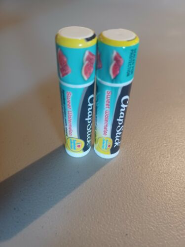 CHAPSTICK SWEET WATERMELON Flavor Lip Balm lotto di 2 nuovi e sigillati GUSTOSI! - Foto 2 di 2
