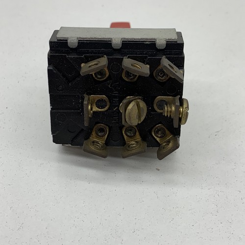 Cutler Hammer 846 Toggle Switch 3PDT 15A 125VAC 3/4HP 10A 250VAC - Picture 7 of 8