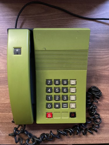 Kirk Comet DK80 Digitel 2000 Danish Design Green 1980s Desk Landline Phone - Picture 2 of 10