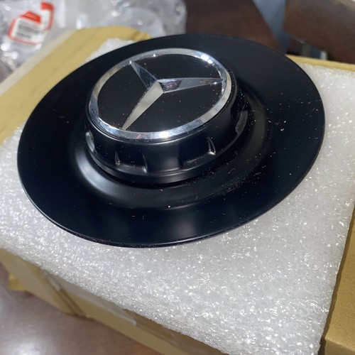 NEW***GENUINE Mercedes Benz W167 GLE53 AMG Wheel Center Cap 00040042009283 - Picture 3 of 7