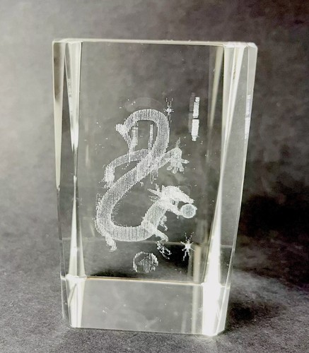 Dragon 3D Crystal Glass Laser Etched Vintage Holographic Paperweight Cube - Picture 4 of 7