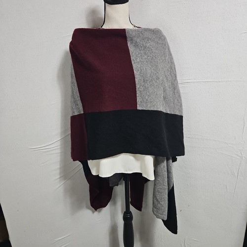Charter Club Cashmere Luxury One Size Poncho Sweater Gray/Burgundy/Black - Picture 7 of 9