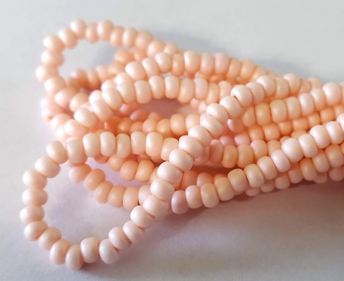 Cuentas de semillas de vidrio checo talla 8/0 ""TERRA PERLA OPACA ROSA POLVORIENTA - Imagen 5 de 5