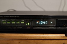 ONKYO Integra Model T-4150 Quartz Synth. FM AM Stereo Tuner. Fully functional