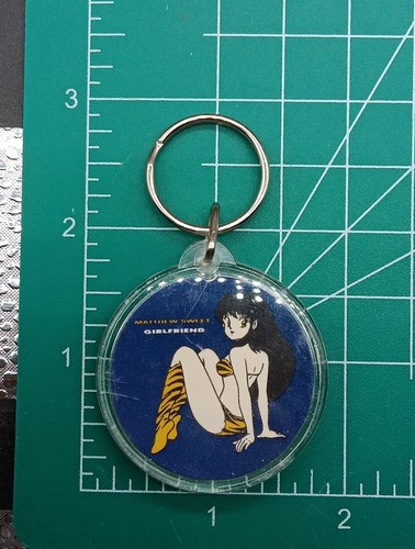 Matthew süße Freundin Promo Schlüsselanhänger Keyfob Kunststoff schneller Versand 👀 - Bild 7 von 7