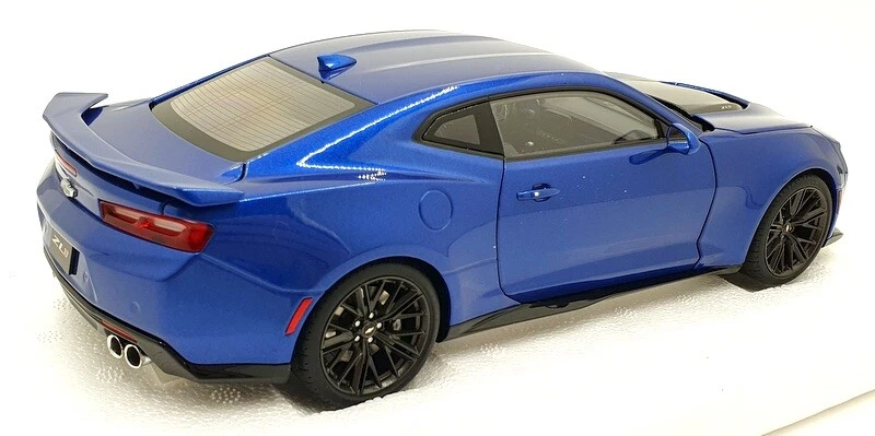 Autoart 1/18 Scale Diecast 71209 - Chevrolet Camaro ZL1 - Hyper Blue Metallic - Image 2 of 4