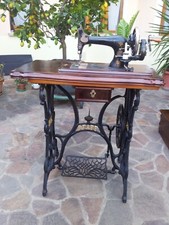 Macchina da cucire antica PFAFF con apposito mobiletto/contenitore.