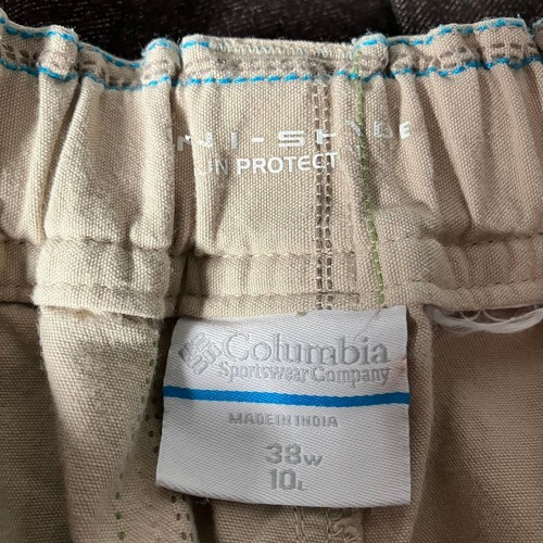 Columbia Cargo Shorts Men's Size W33 Beige Check Omni Shade Pockets Outdoor - Picture 5 of 11
