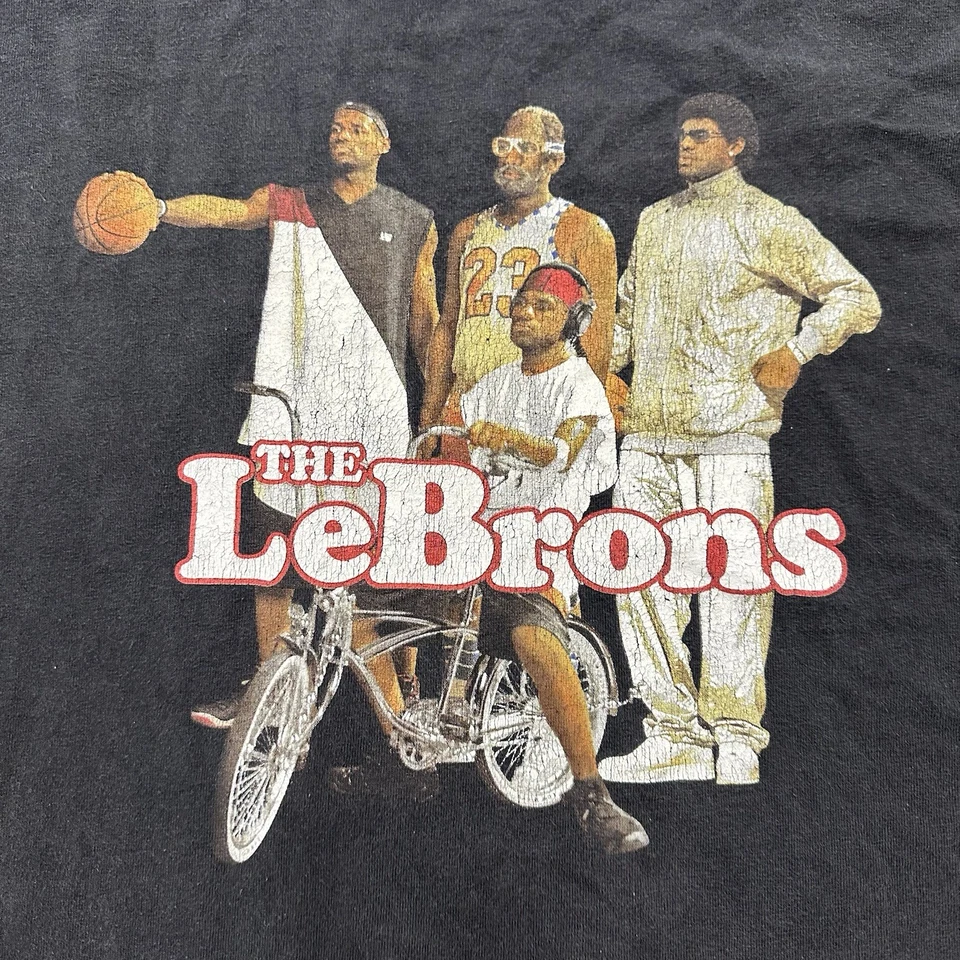 Vintage Nike LeBron James “The LeBrons” Cartoon Promo T-Shirt Black 3XL 2000s - Image 2 of 4