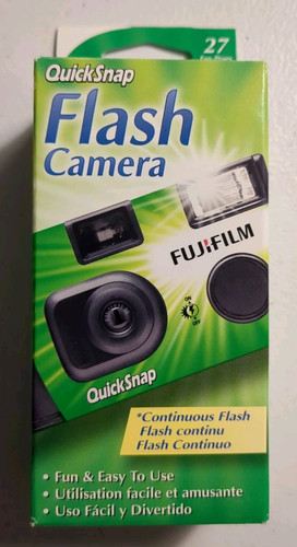Fujifilm Fuji Quicksnap 400 Single Use Disposable 35mm Camera Flash 4/2020. JB - Picture 1 of 7